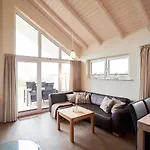 Luxuswellnesshaus Ostwind Prázdninový dům *