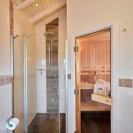 Luxuswellnesshaus Ostwind 度假居 *