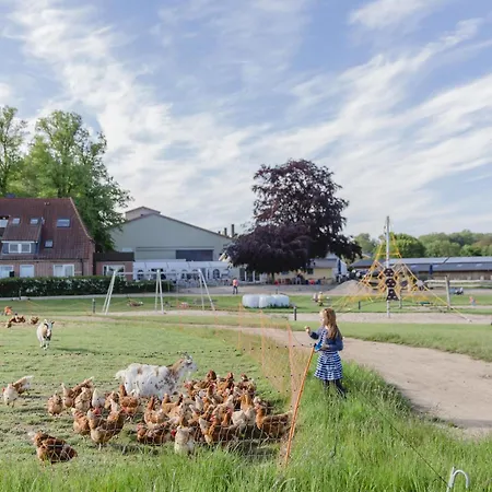 Luxuswellnesshaus Ostwind 度假居 *